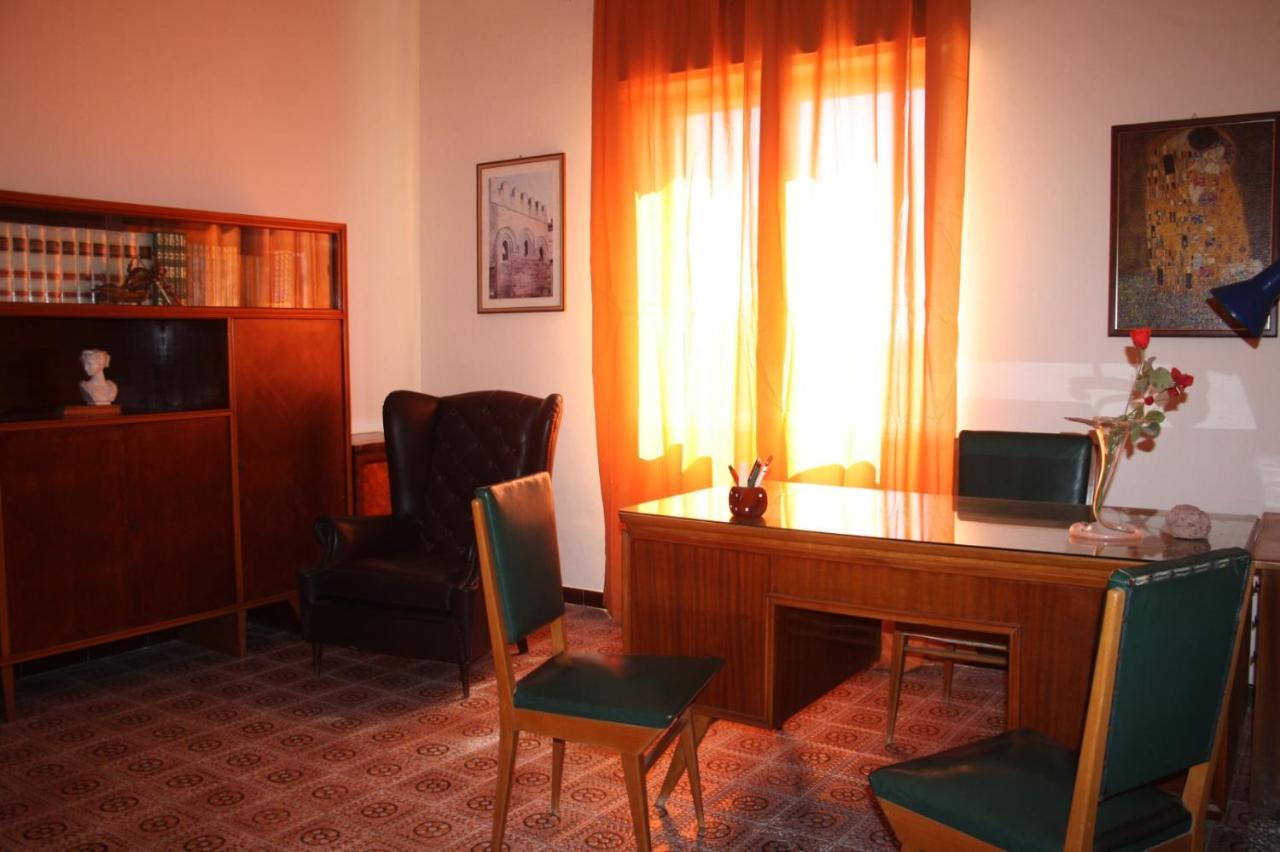 Casa Vacanze Ramo مازارا ديل فالو المظهر الخارجي الصورة
